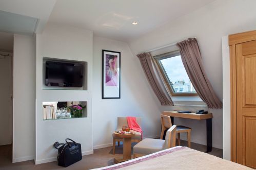Hotel Marceau Champs Elysees Paris